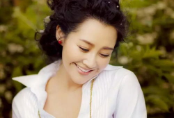 娱乐圈吃瓜许晴小说,娱乐圈的瓜田传奇